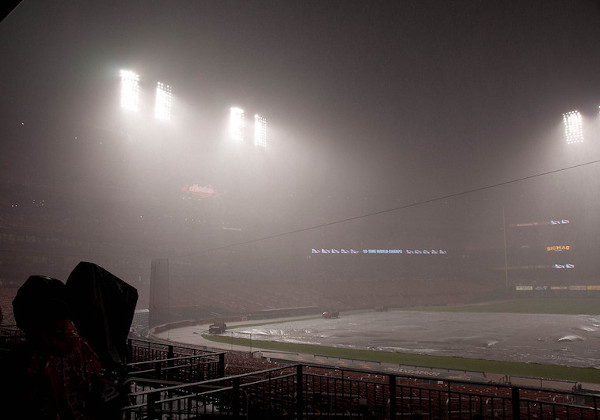MLB rain delay rules 2020 Expect more suspended games under new policy   Sporting News